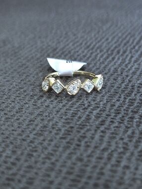 bleu💙 sage Gold💛 Ring💍 with Clear Crystals💎 - NWT